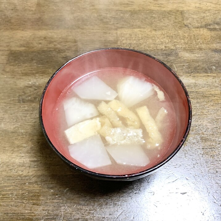 味噌汁レシピ　かぶと油揚げの味噌汁